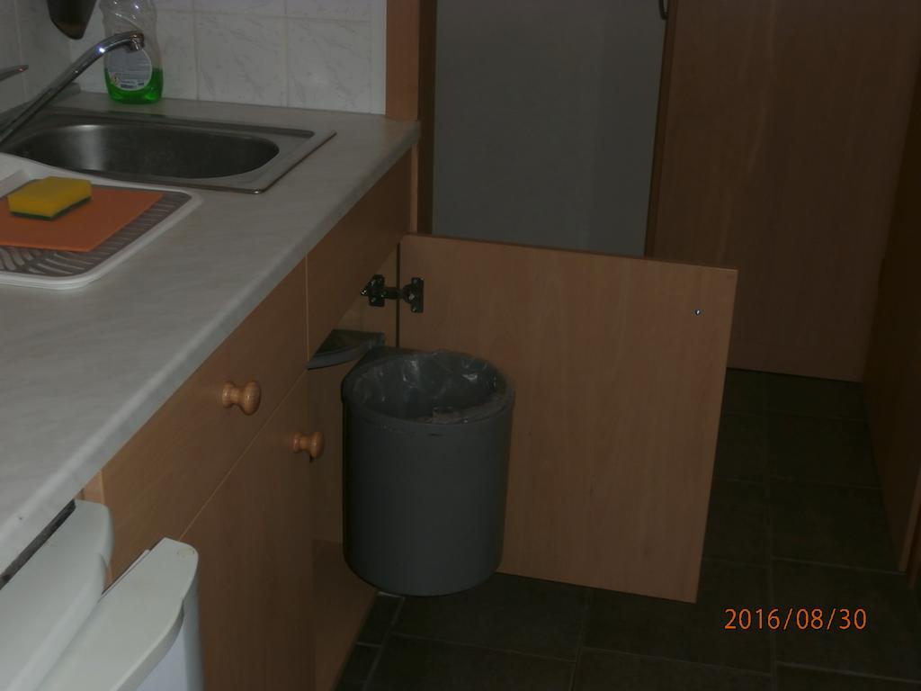 Apartments Meni 德拉格 外观 照片